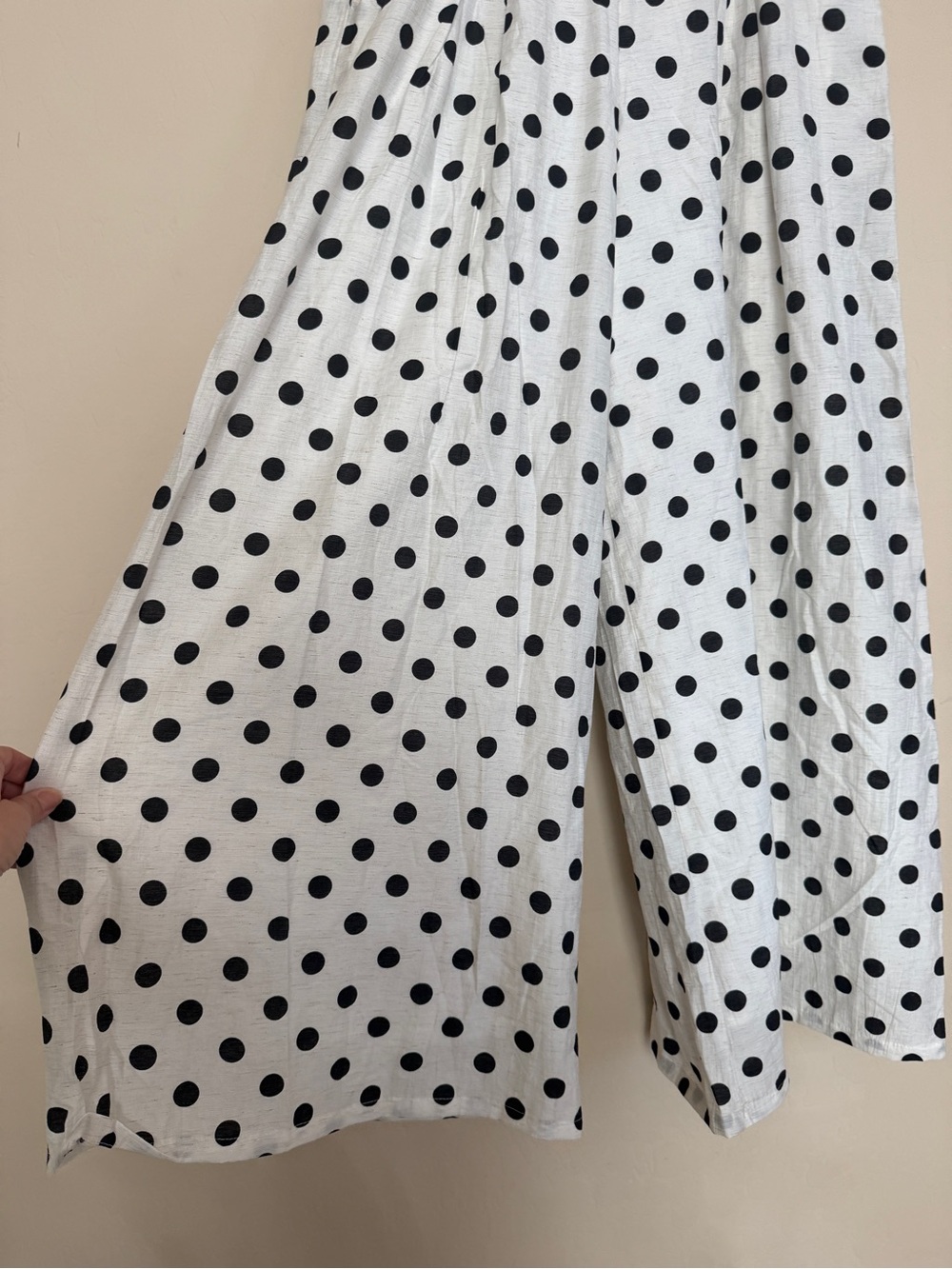 Altar'd State Black & White Polka Dot Wide-Leg Flowy Pants Lightweight M - Picture 4 of 13